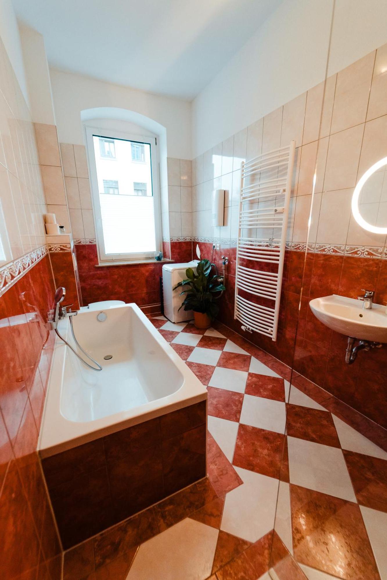Moderne In Bahnhofsnaehe Apartment Chemnitz